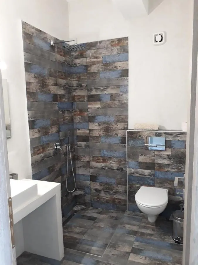 נאוס מרמרס Vickyvillas דירה נאוס מרמרס