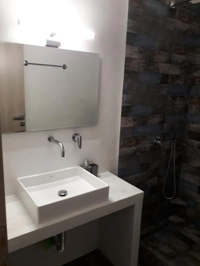 נאוס מרמרס Vickyvillas 0*, נאוס מרמרס